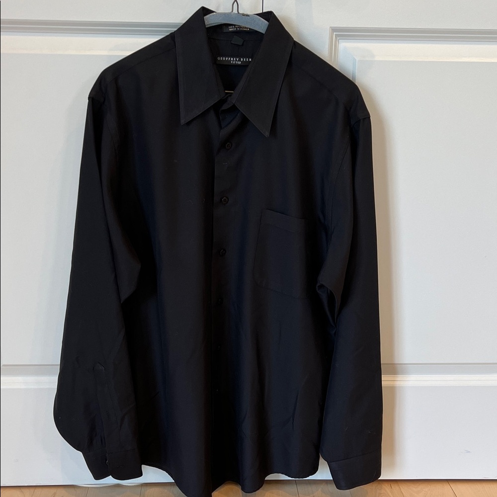 Geoffrey Beene Fitted Men’s long sleeve button down shirt, size 16 1/2, 34/35